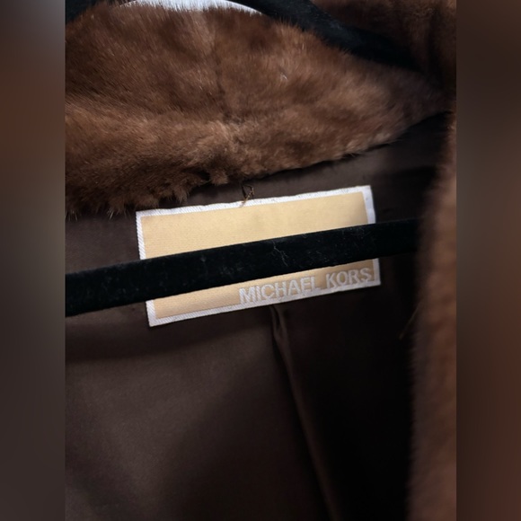 MICHAEL KORS Long Brown Fur Coat with Pockets 🤎🍂 Elegant & Stylish & Classy - Picture 5 of 13